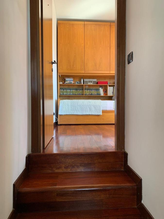 Near Como, Charming Apartment With Fireplace Grandate Extérieur photo